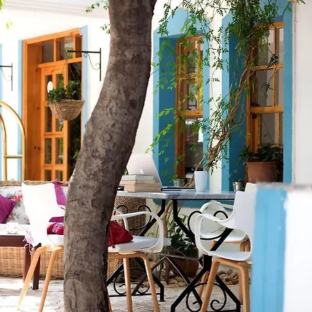 Kale Otel